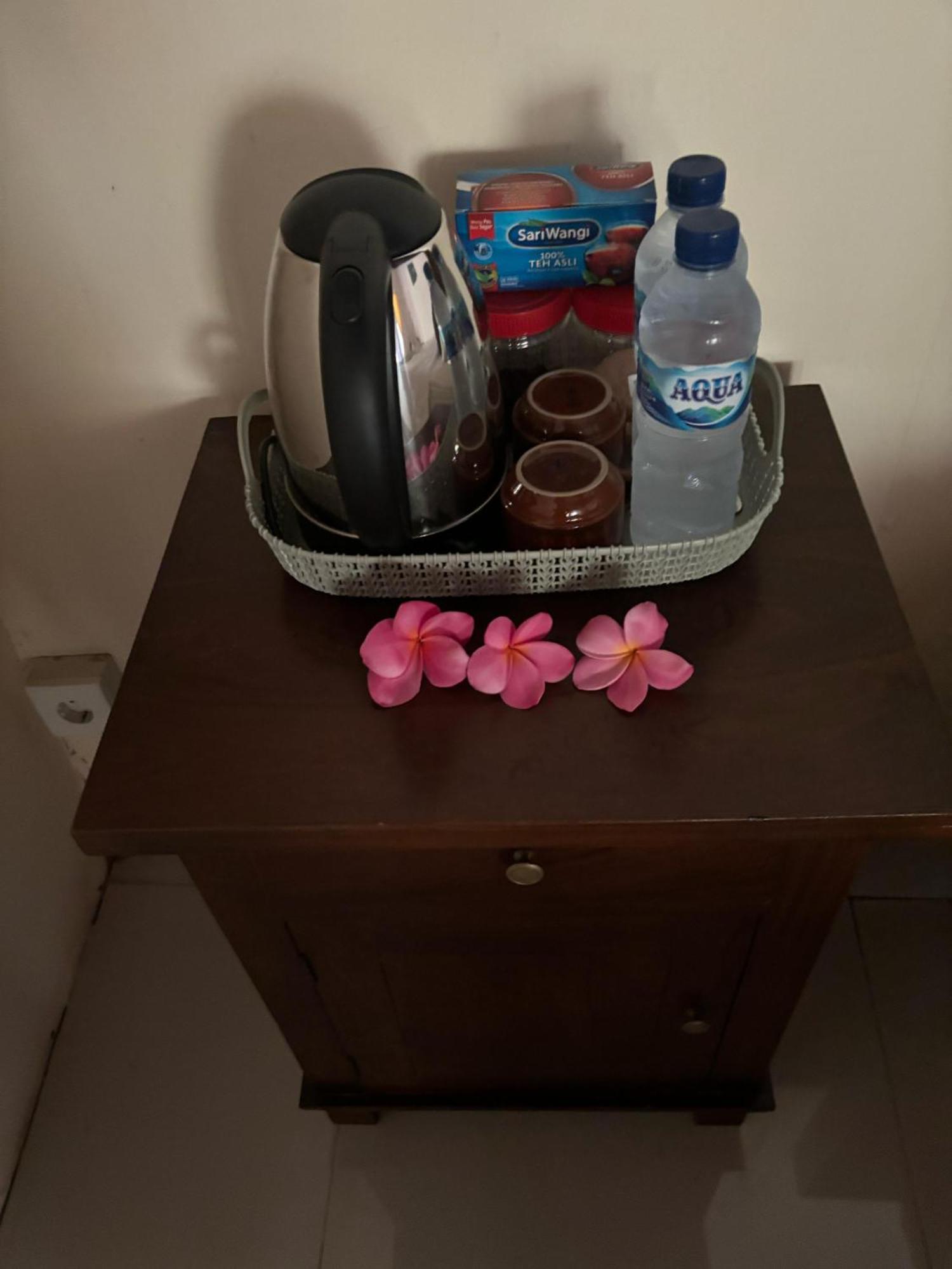 Kubu Artha Bungalow Nusa Penida Ped エクステリア 写真