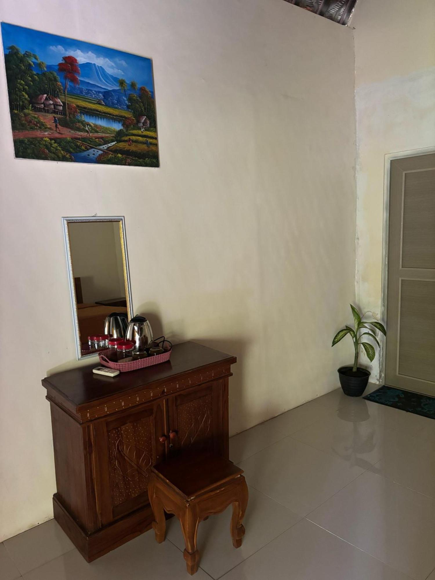 Kubu Artha Bungalow Nusa Penida Ped エクステリア 写真