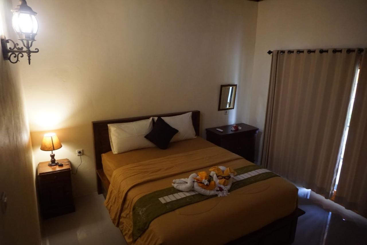 Kubu Artha Bungalow Nusa Penida Ped エクステリア 写真